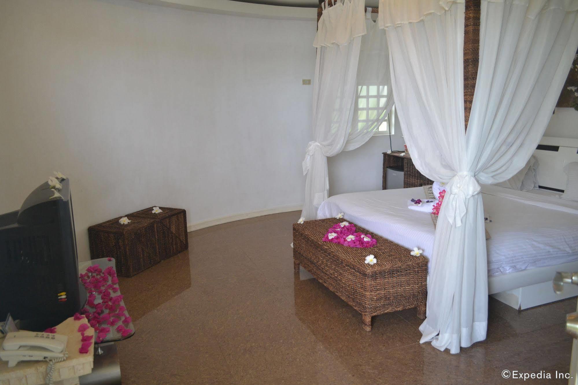 Alfheim Resort มักตัน ภายนอก รูปภาพ